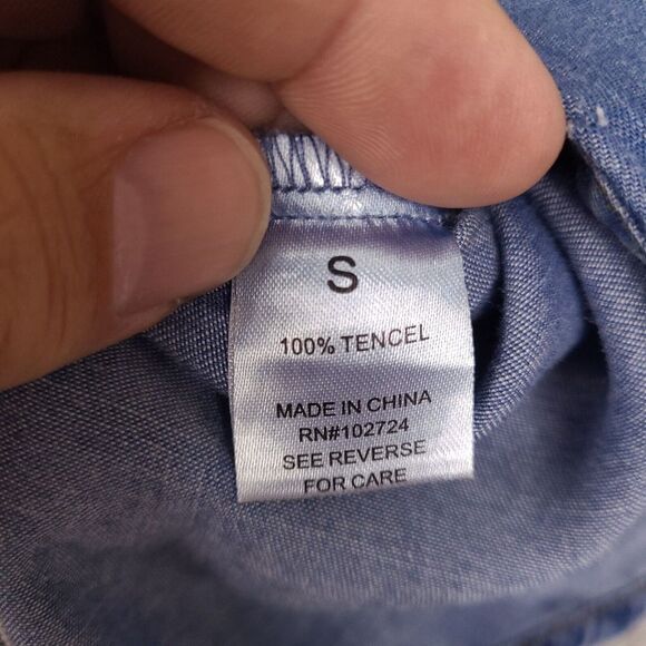 Hester & Orchard‎ Womens Top Small Blue Button Up Shirt Roll Tab Flower Tencel - Picture 9 of 13